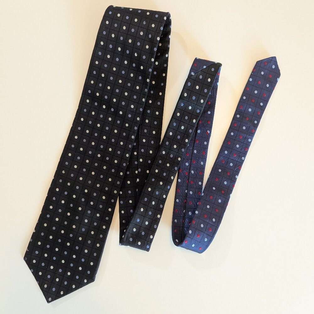 Vintage Tommy Hilfiger Black dotted Silk Tie - Made in USA
